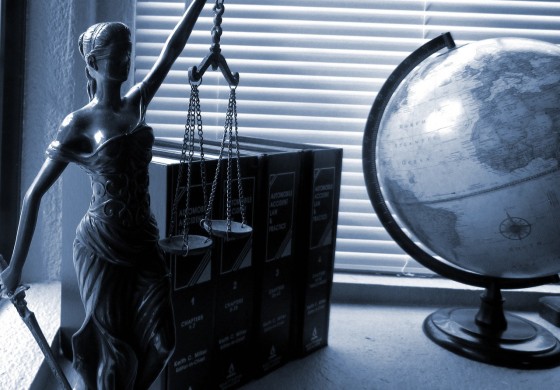 PIU: Ubezpieczenie adwokata chroni jego klienta